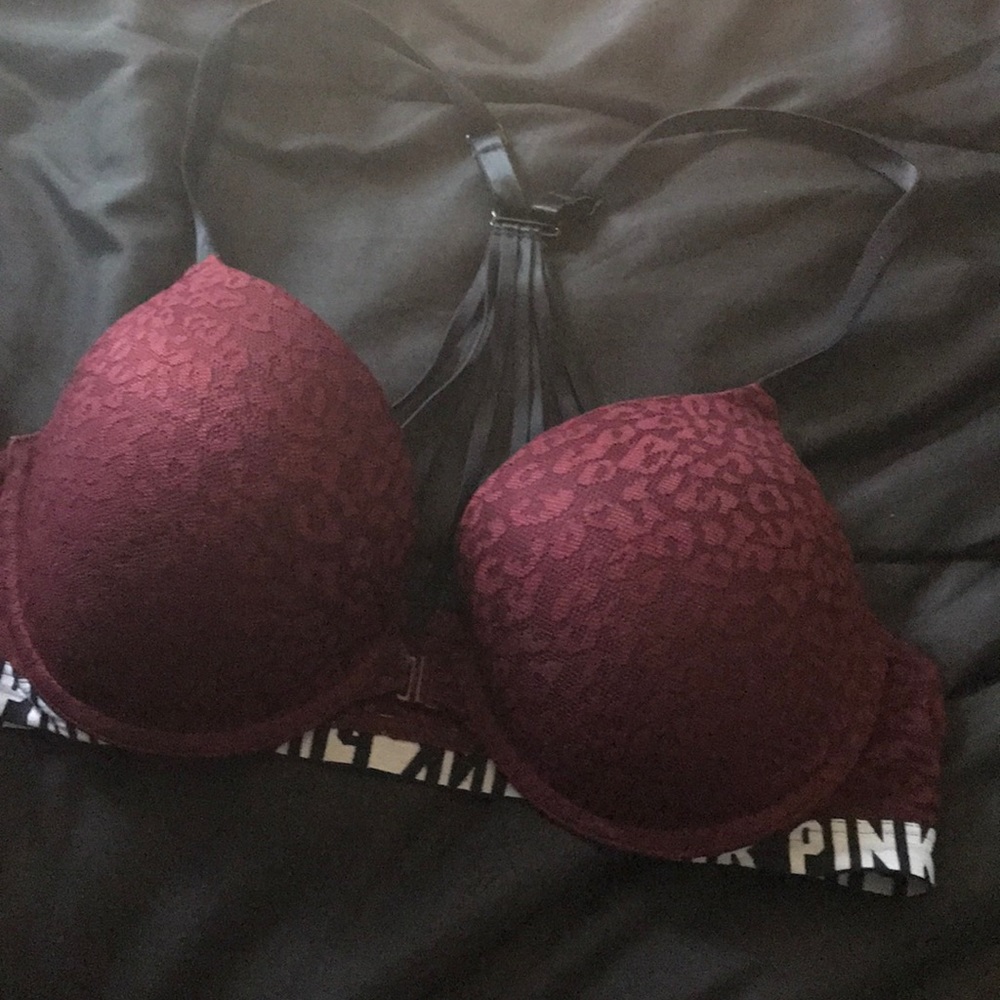 Victoria’s Secret front clip bra